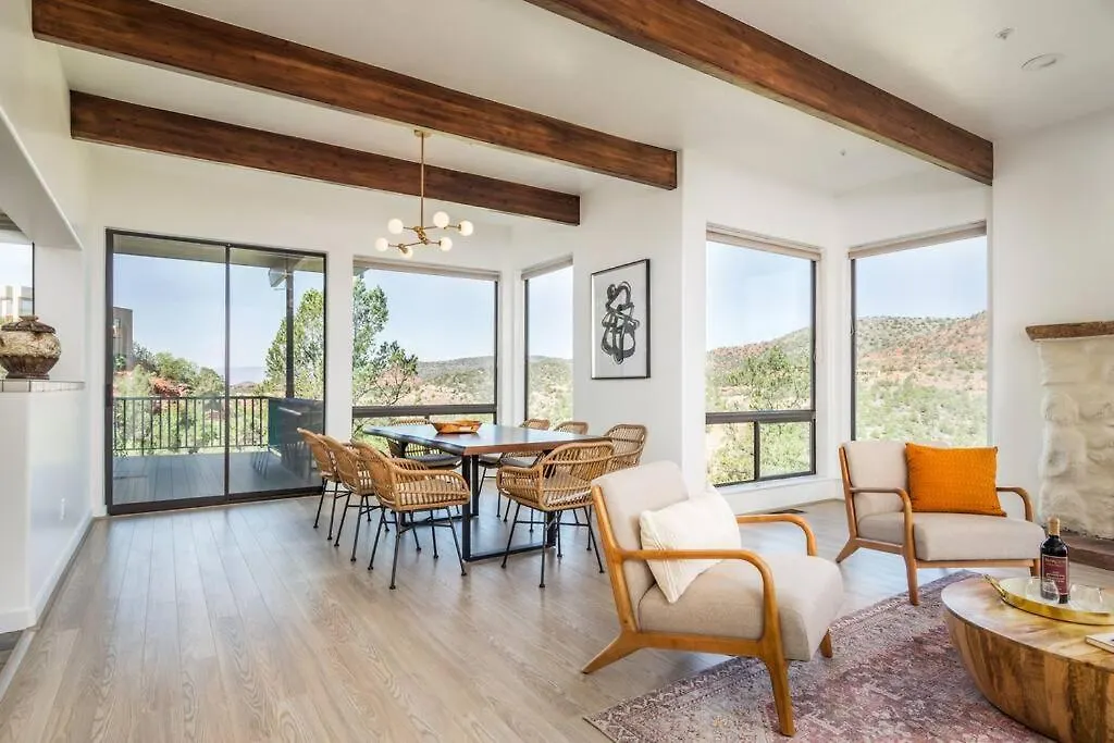 Stunning Views, Large Deck W/ Private Hiking Trail