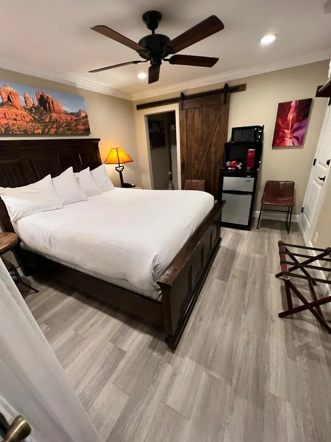 Lantern Light - Romantic Getaway (adults Only) Mini-hôtel