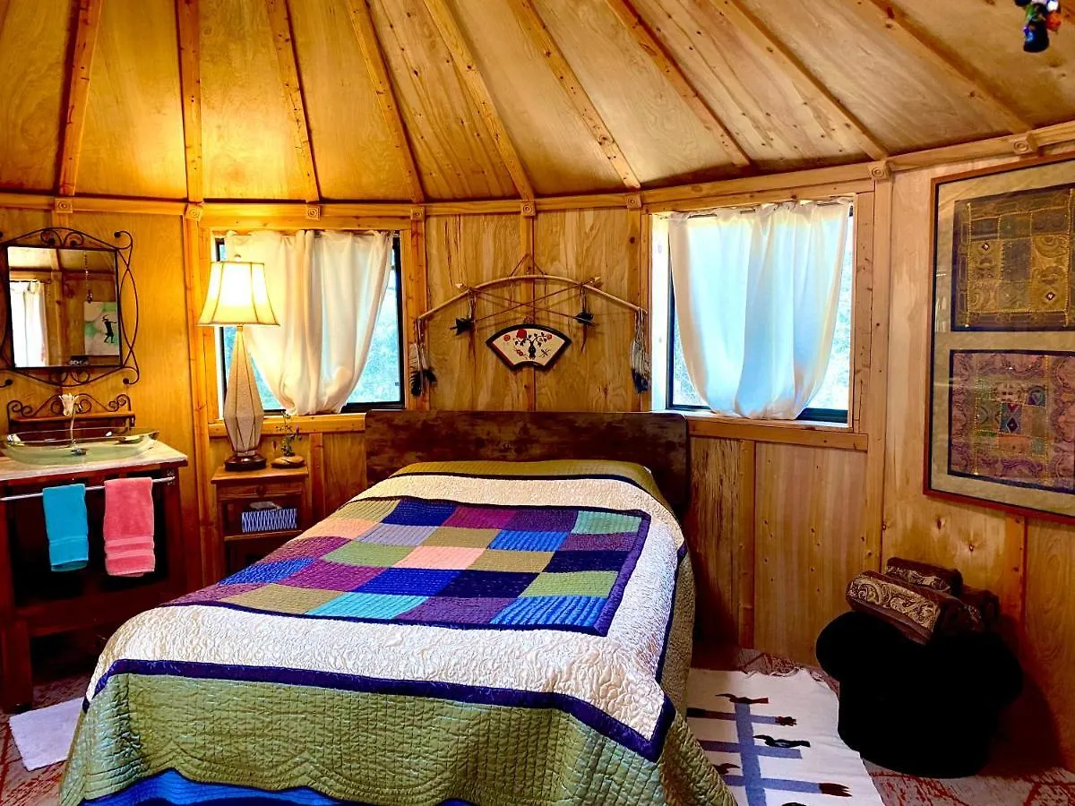 Gæstehus Peace Place Yurt *