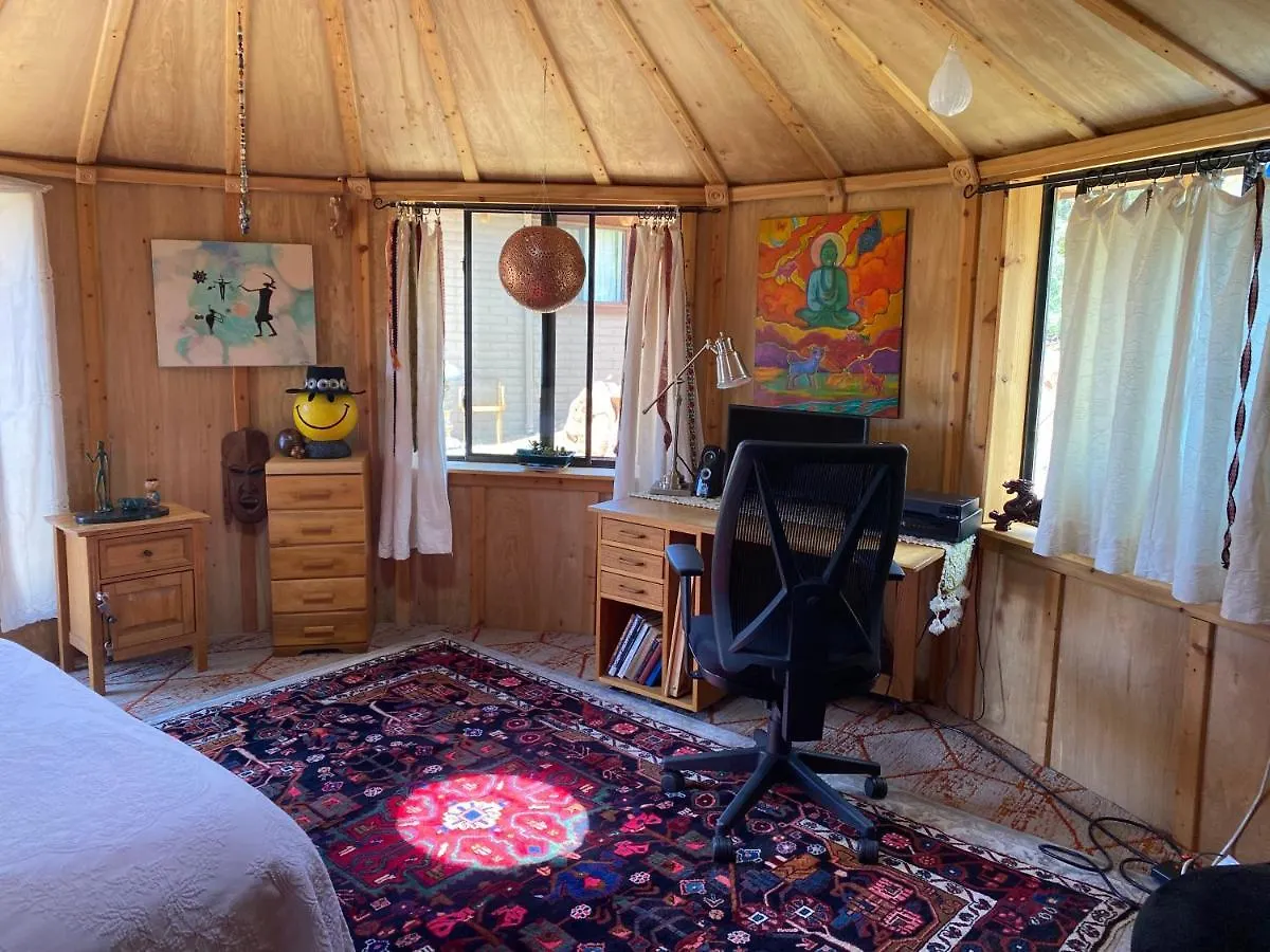 Peace Place Yurt Gæstehus *