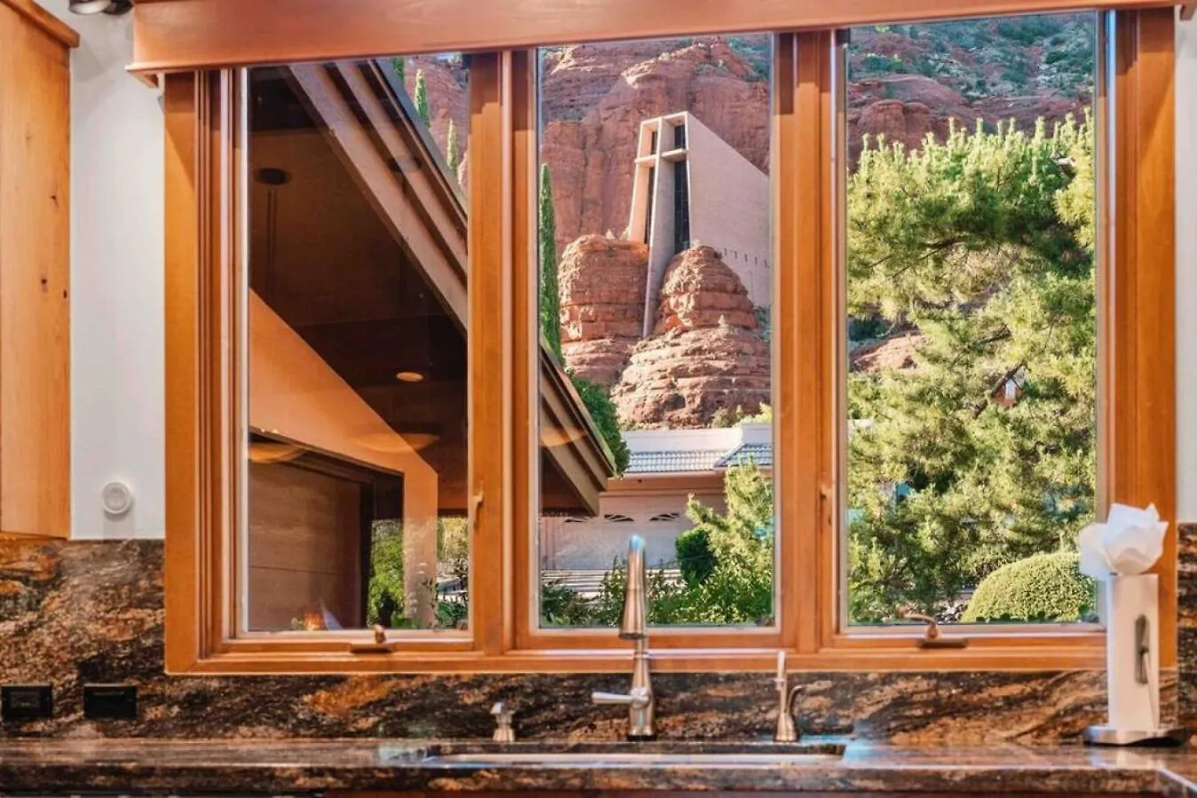 Chapel Vortex Red Rocks Hot Tub Gardens *