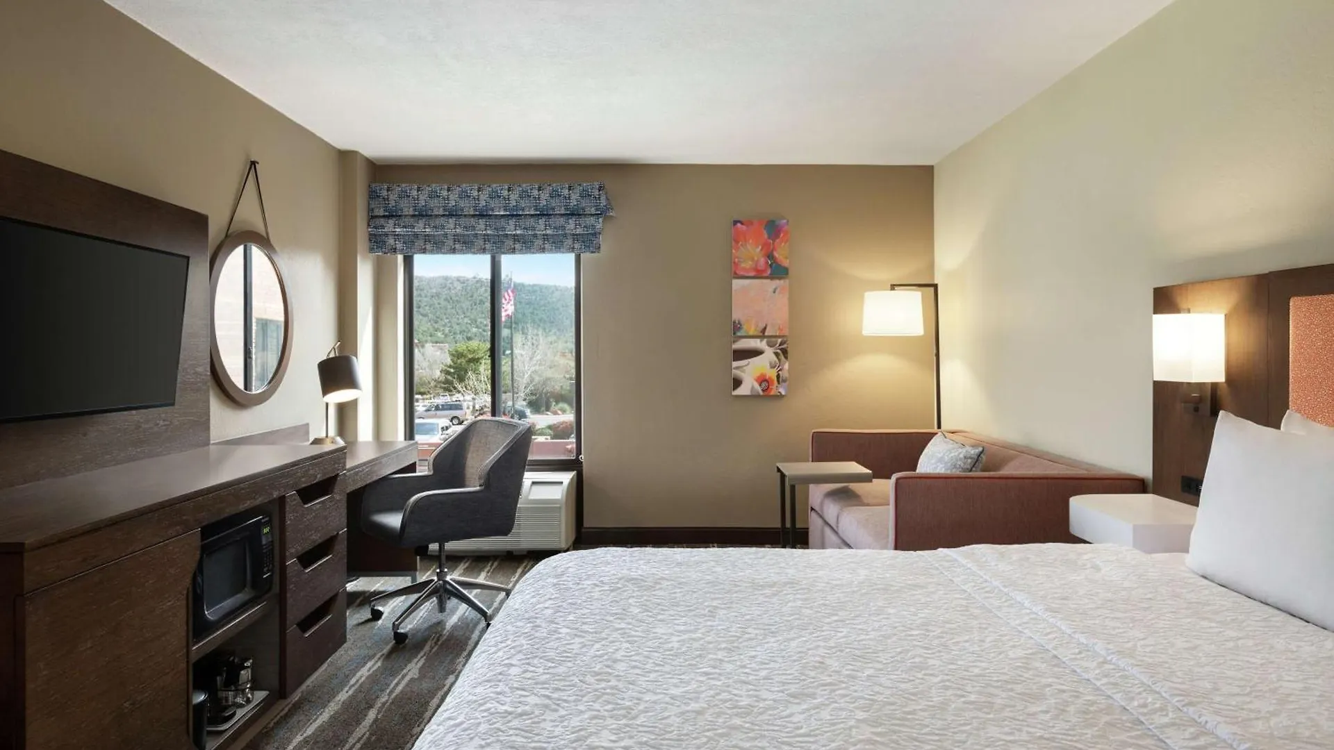 Hampton Hotel