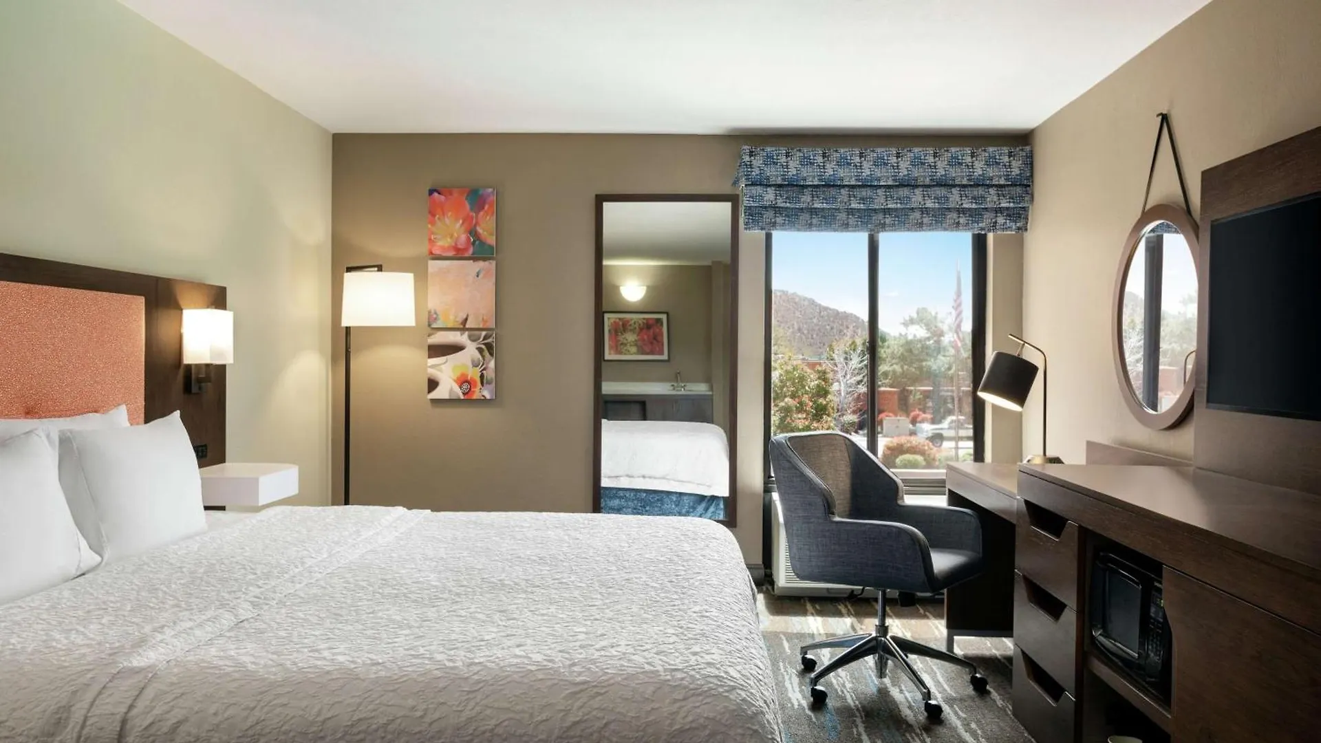 Hampton 3* Sedona
