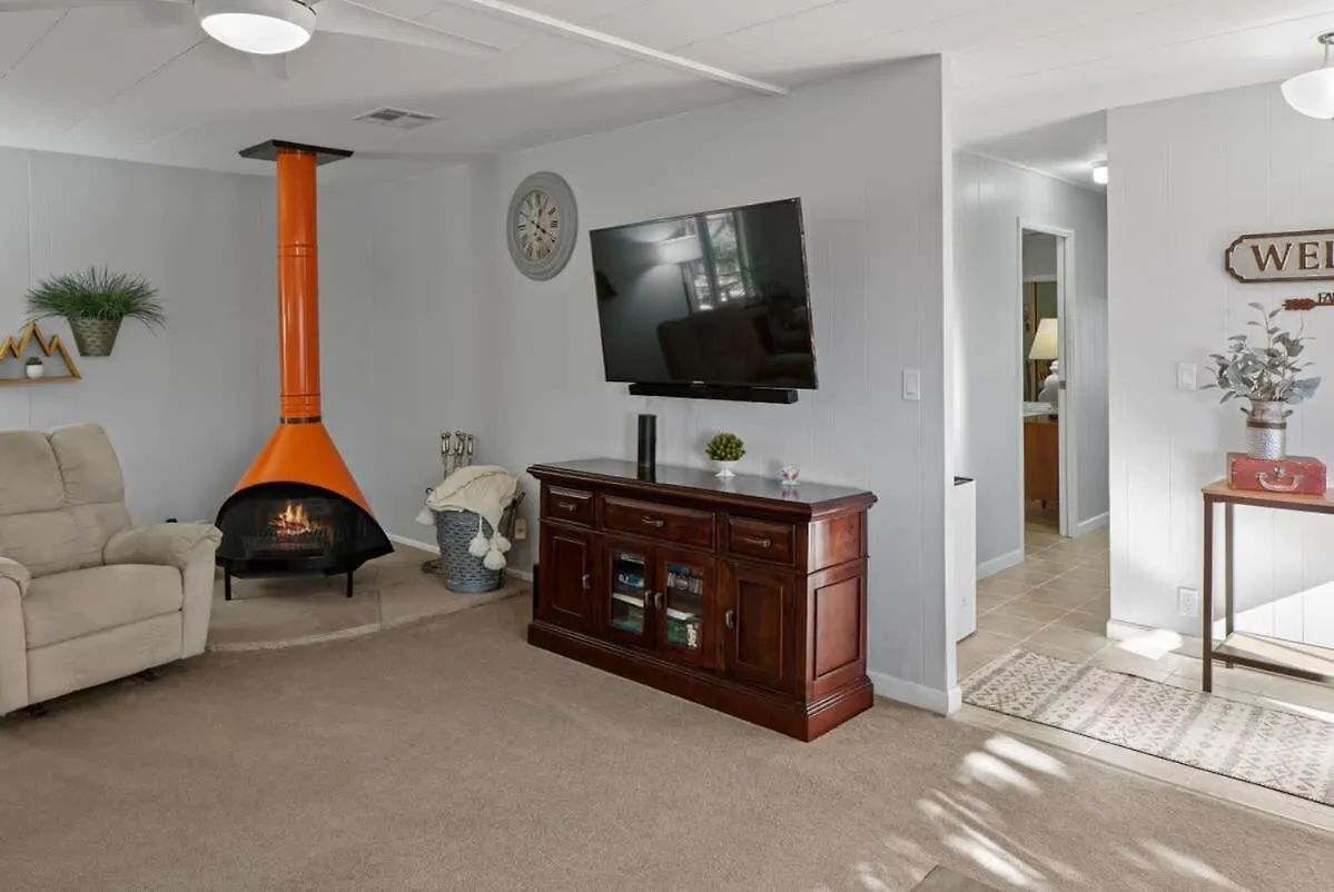 Holiday home Gorgeous West With Red Rock Views