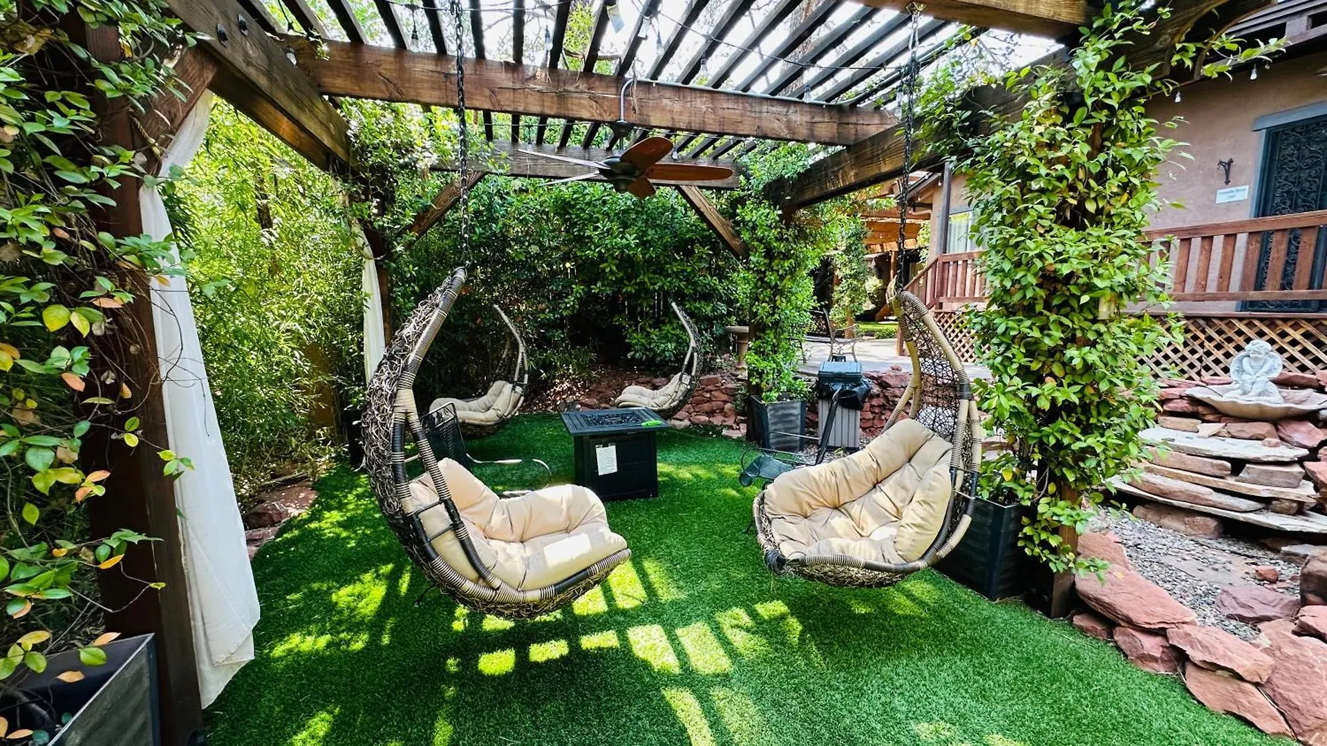 Lantern Light - Romantic Getaway (adults Only) 3* Sedona
