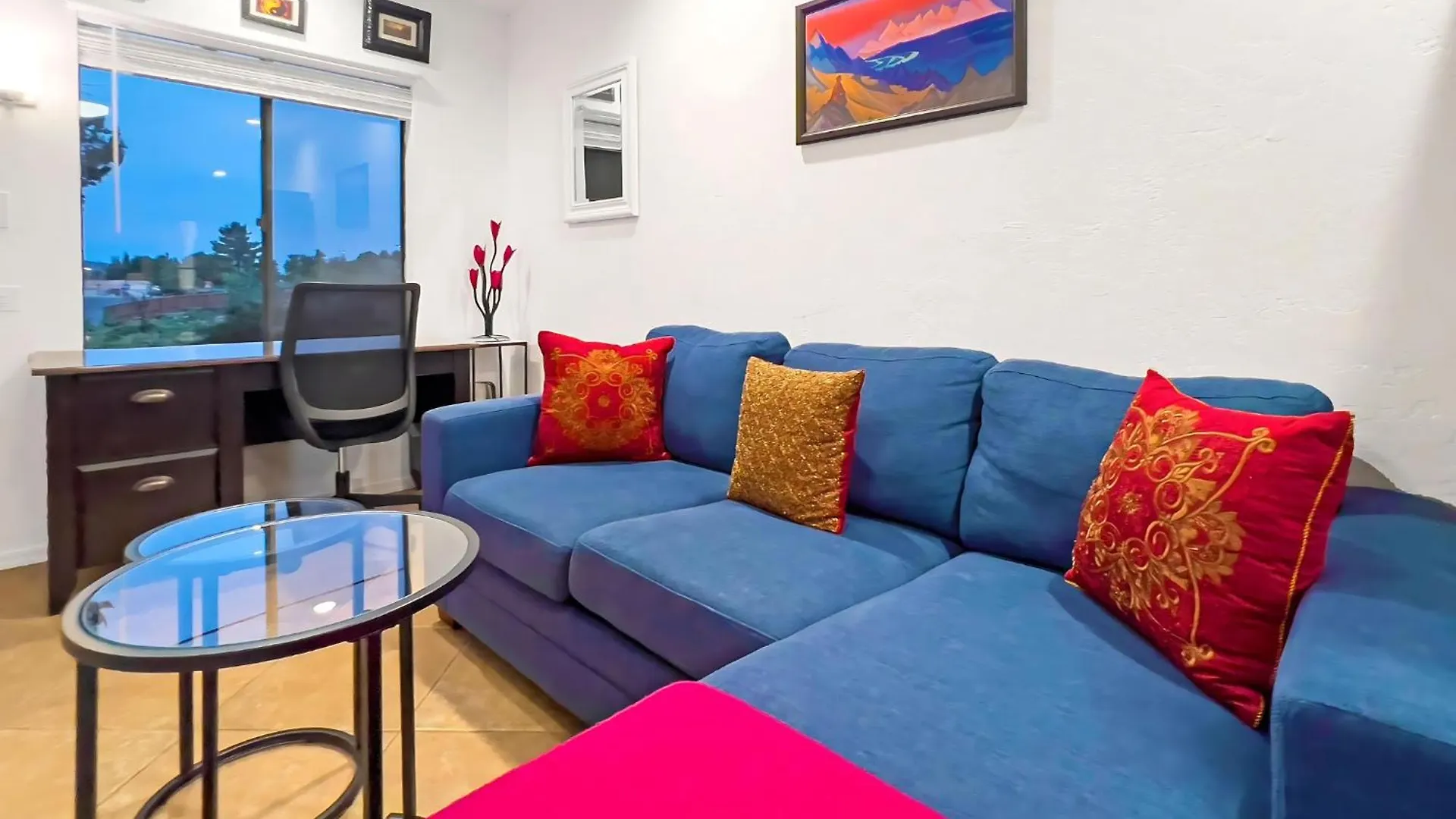 公寓 Cozy & Peaceful With Pool, Walk To Restaurants, Shops & Hiking Nearby