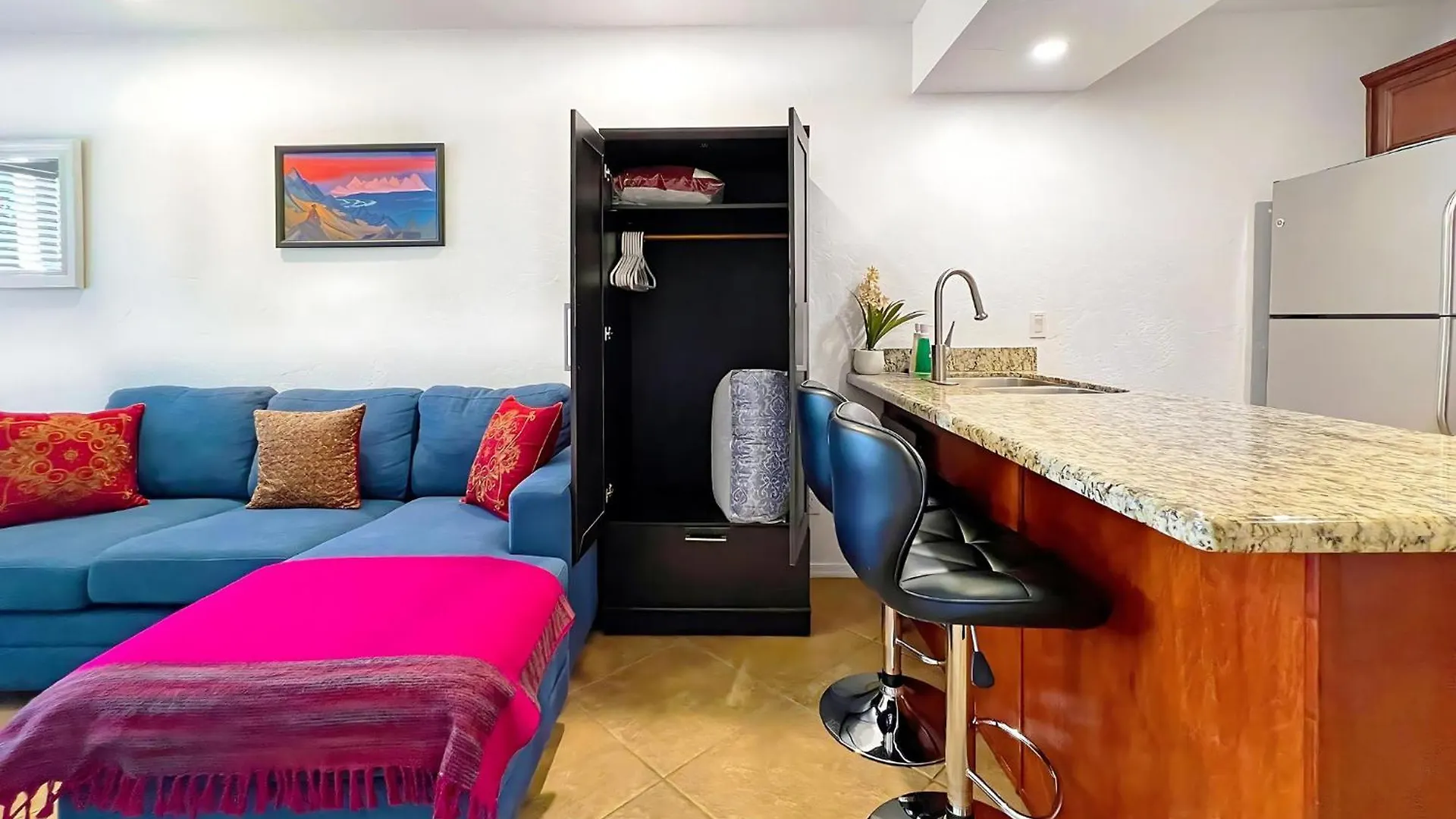 Apartment Cozy & Peaceful With Pool, Walk To Restaurants, Shops & Hiking Nearby Sedona