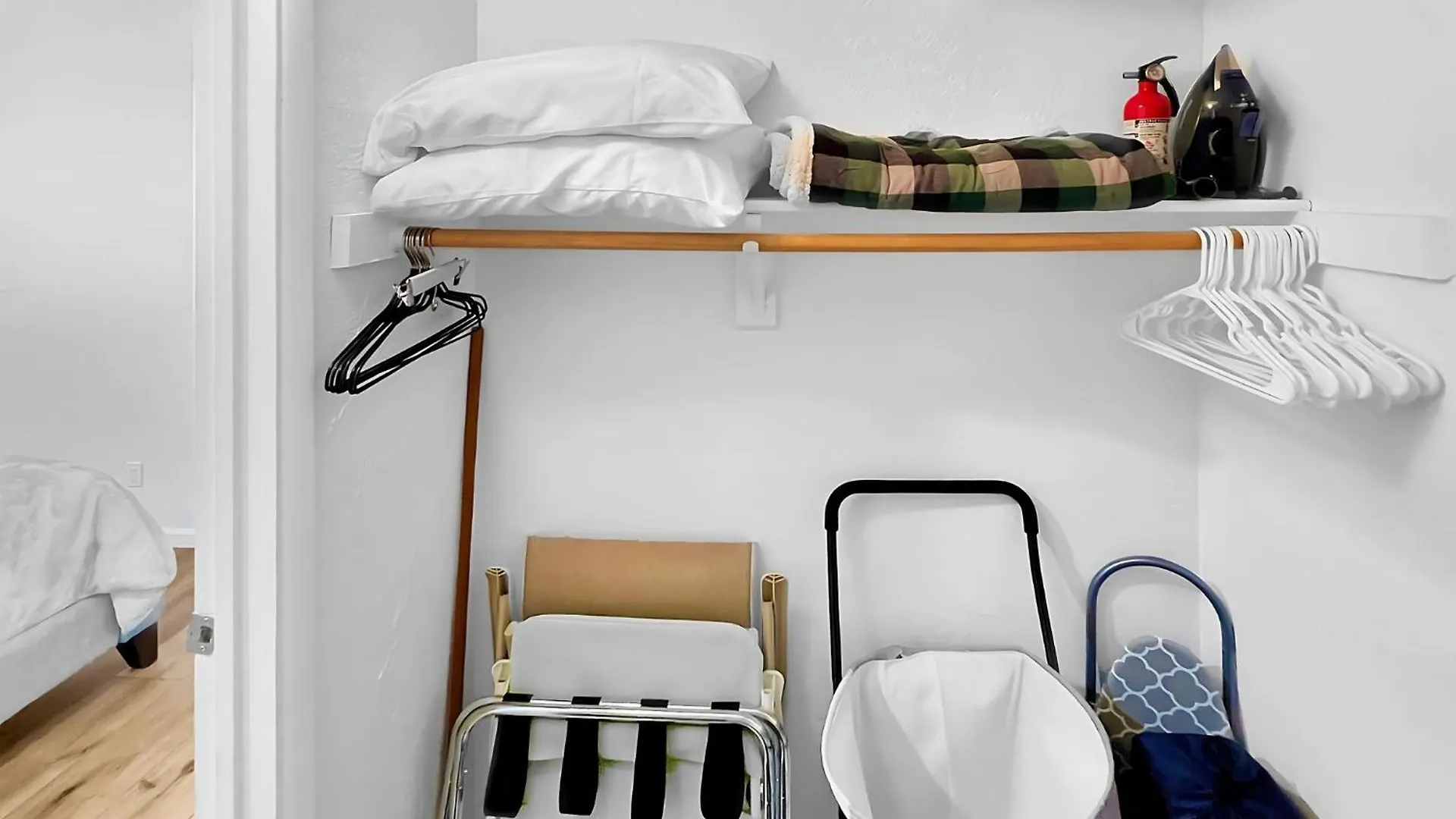 公寓 Cozy & Peaceful With Pool, Walk To Restaurants, Shops & Hiking Nearby