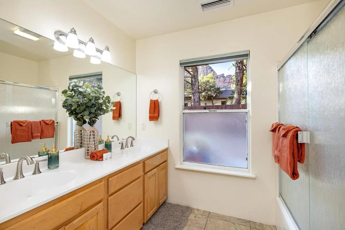 New The Andante With Spectacular Backyard Oasis Holiday home *