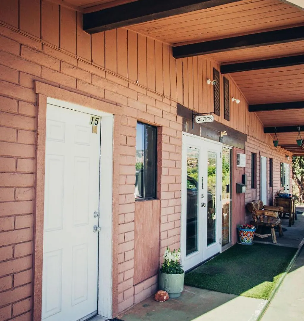 Sugar Loaf Motel
