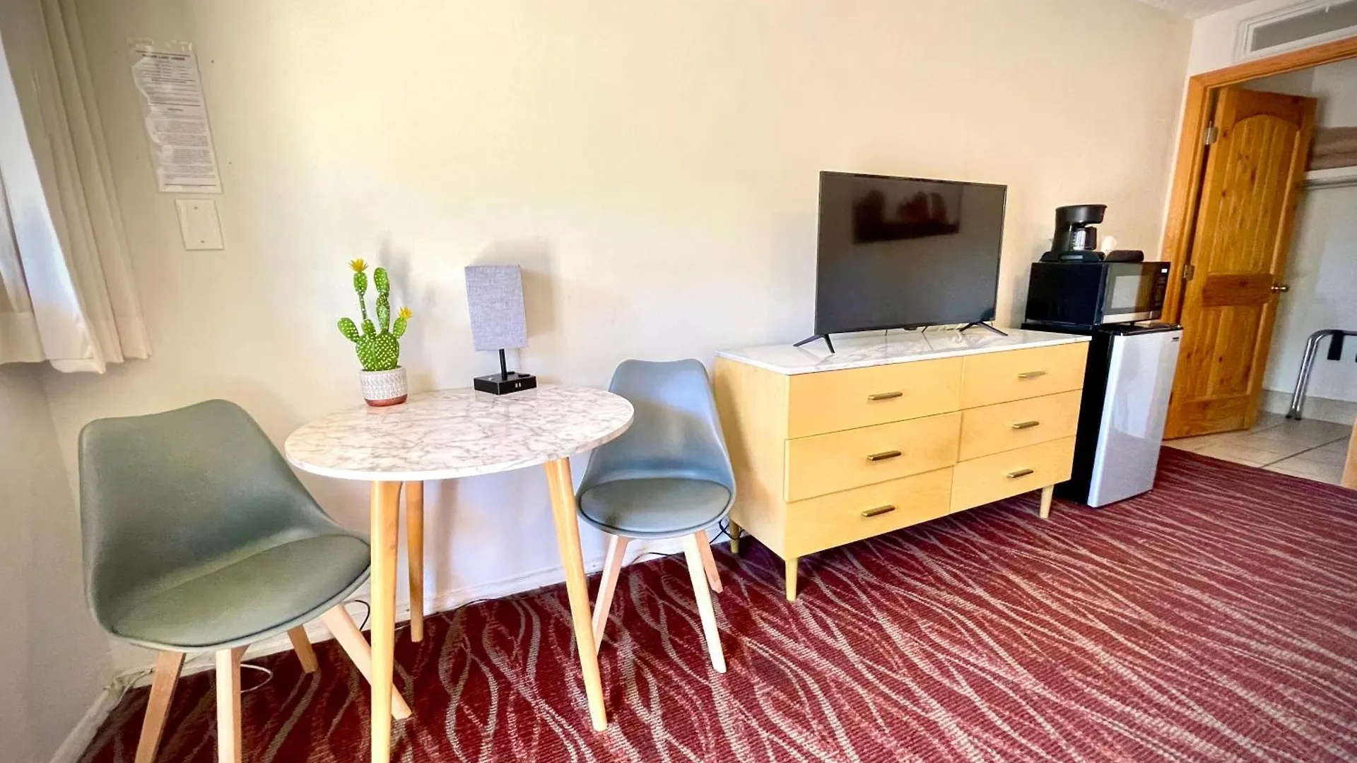 Sugar Loaf Motel 2*