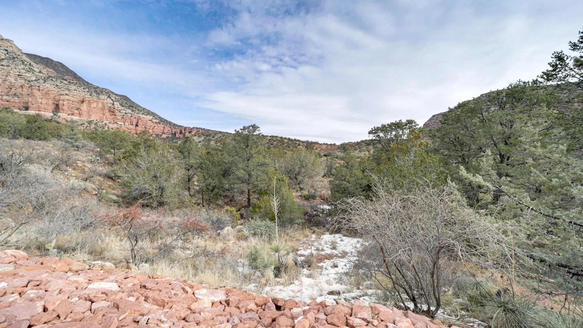 Holiday home Secluded Escape With Patio And Red Rock Views! *