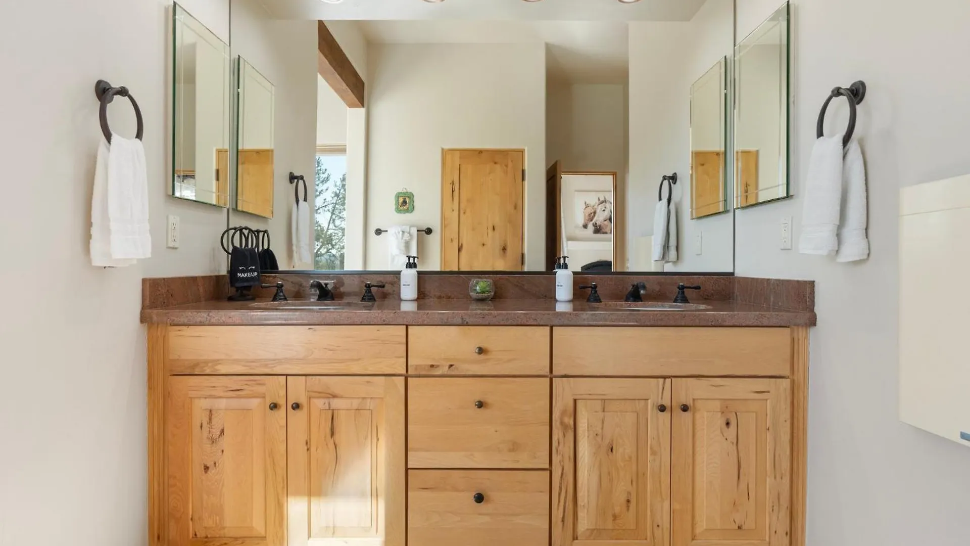 Holiday home Hot Tub Game Stargazing And Mountain Views At Happy Javelina
