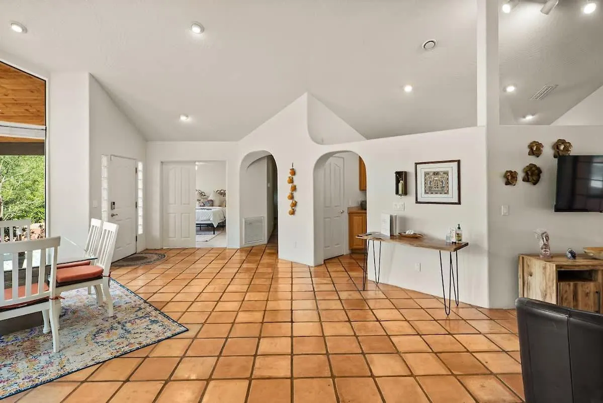 Southwest With Views Pool And For Family