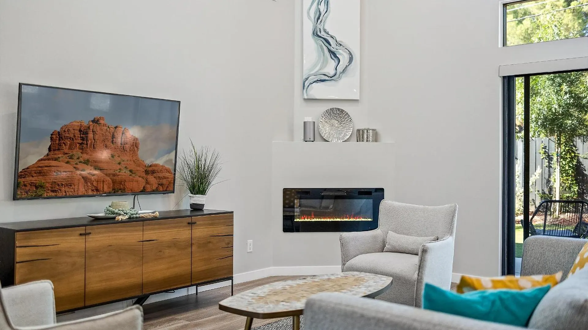 Modern Luxury In West With Hot Tub Holiday home *