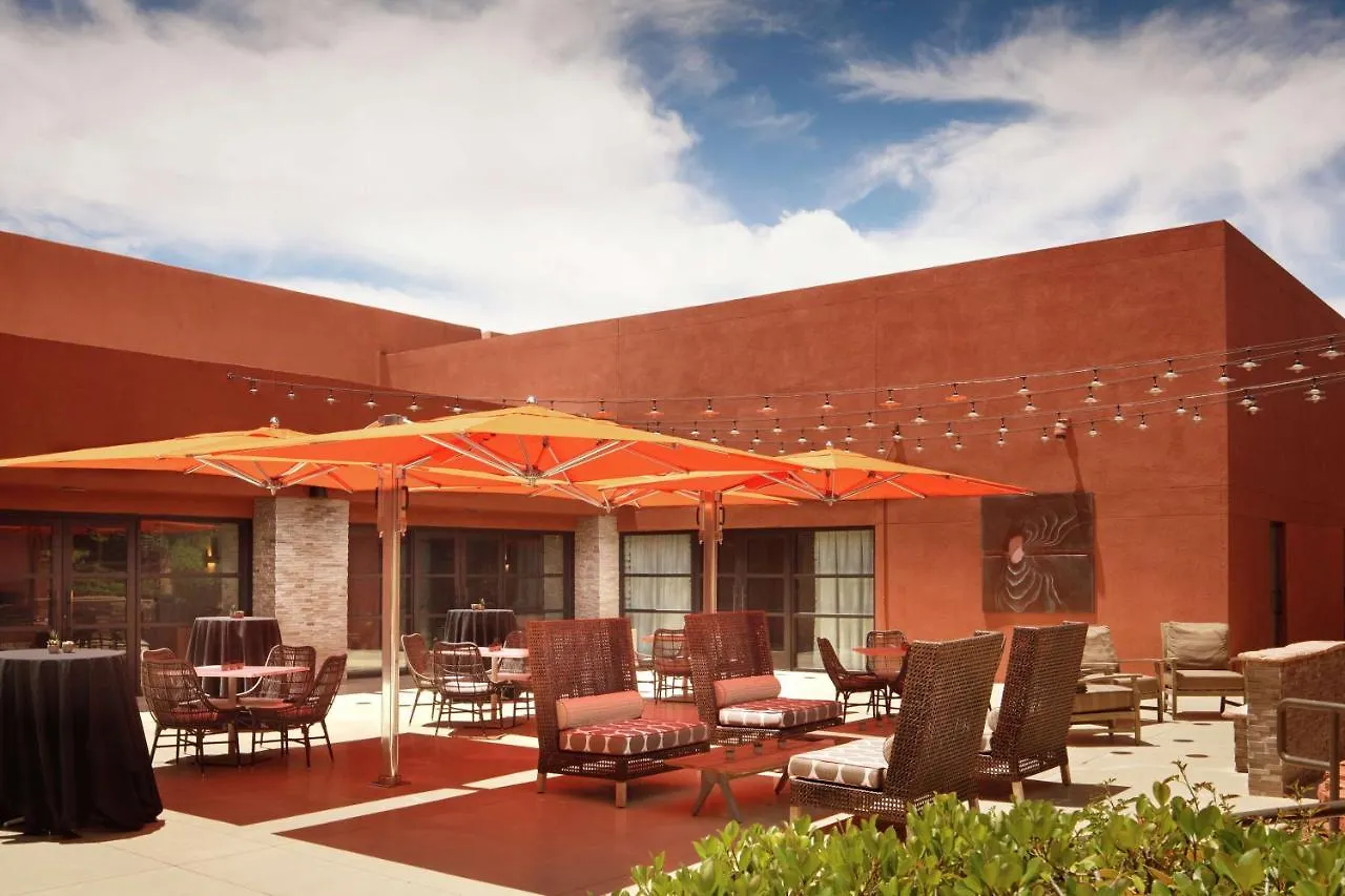 Hilton At Bell Rock 4*