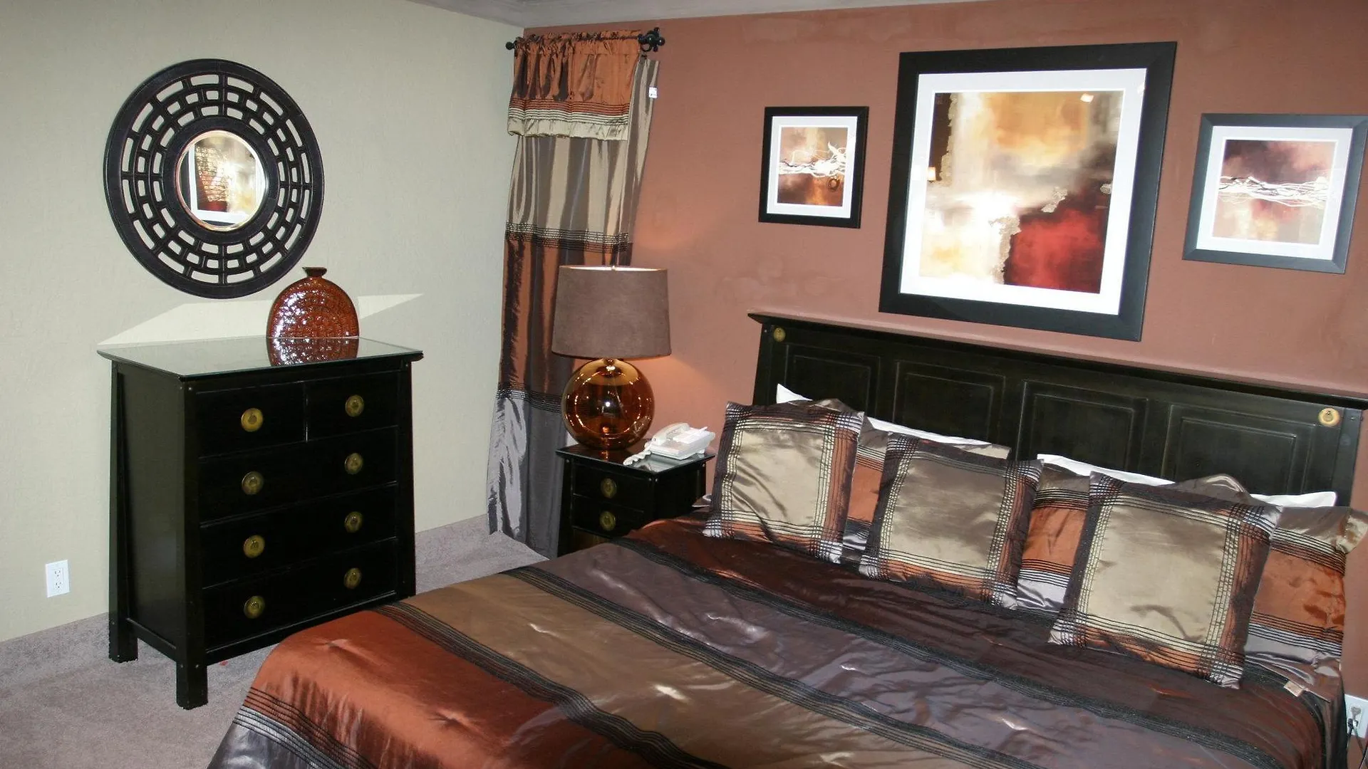 Oak Creek Terrace Lodge