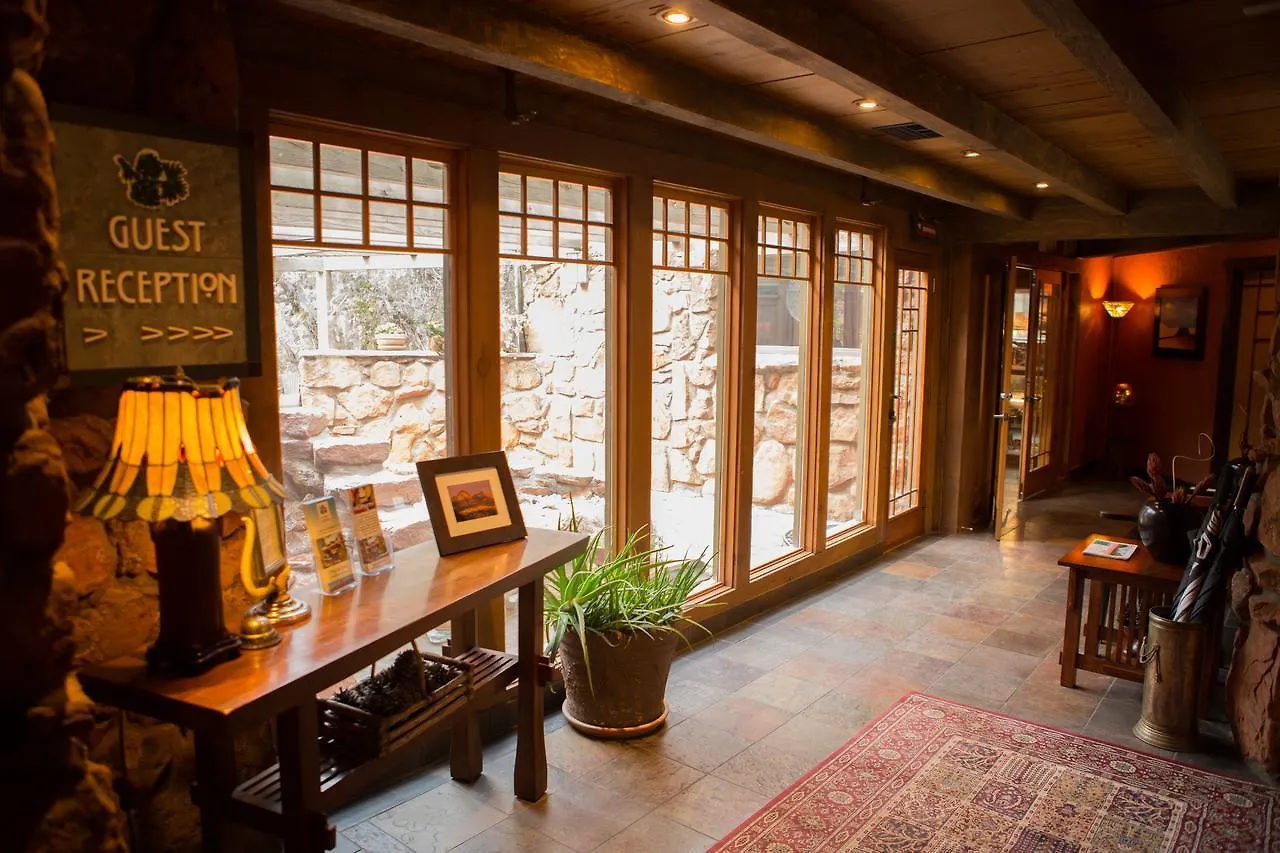 At Bed & Breakfast 3*