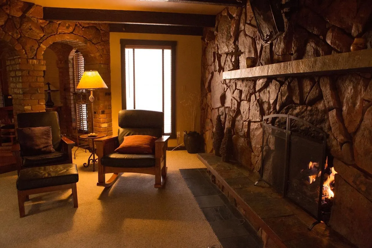 At Bed & Breakfast 3*