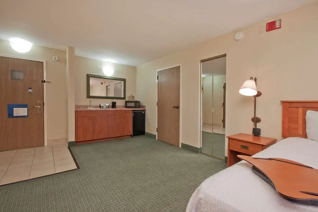 Hampton Hotel
