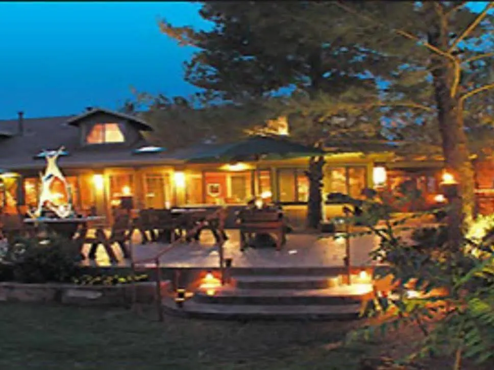 At Bed & Breakfast 3*