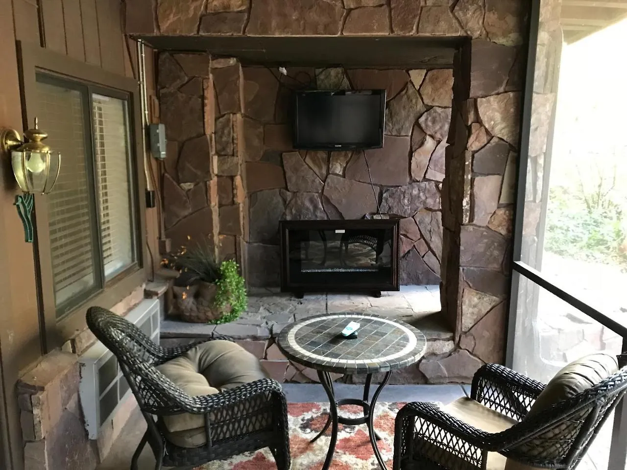 Lodge Oak Creek Terrace