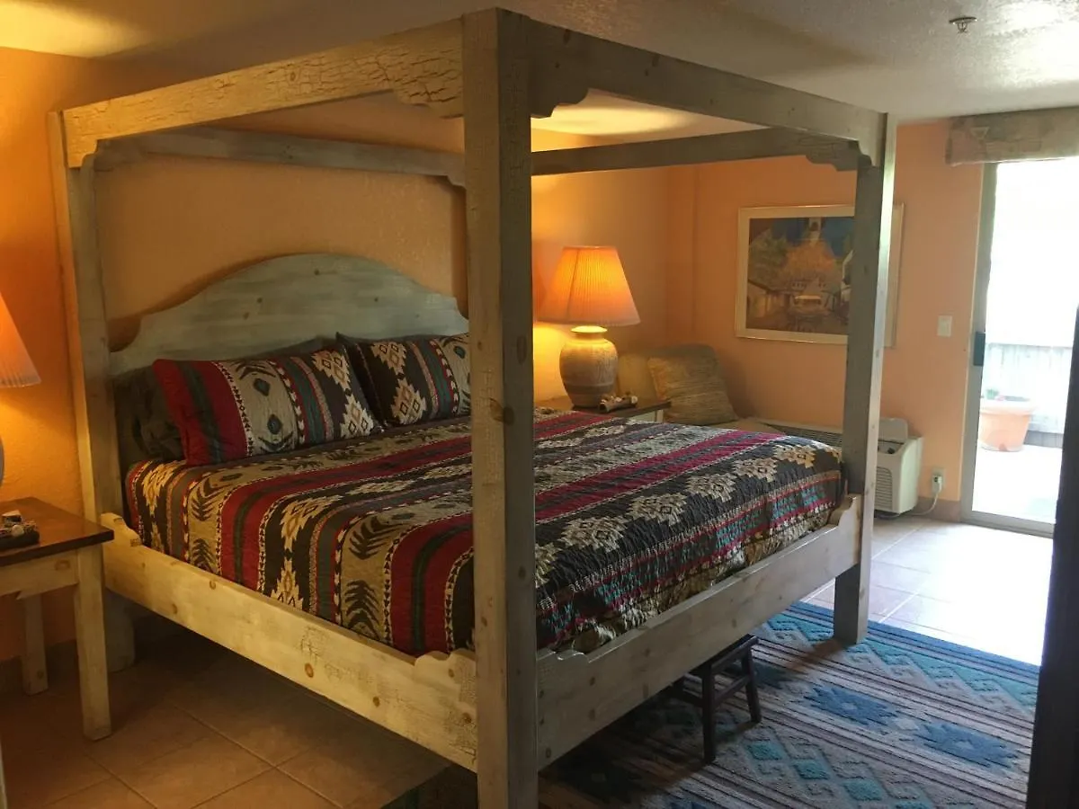 Apple Orchard - Adult Only B&B