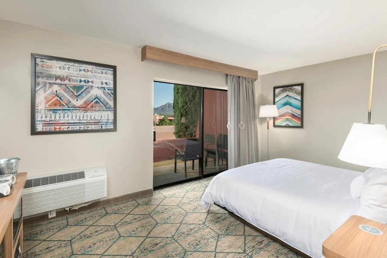 Matterhorn Hotell 4*