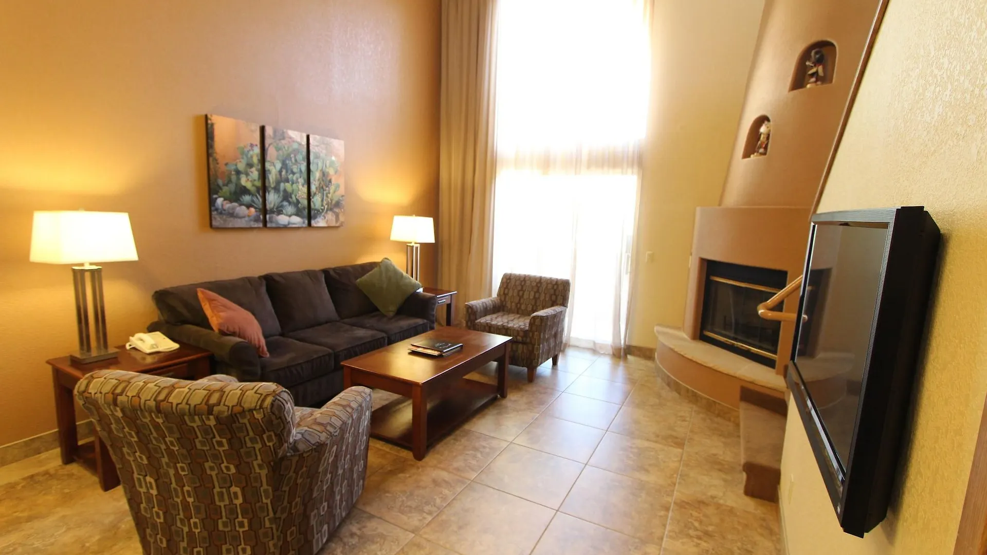 Springs Hotel 3*