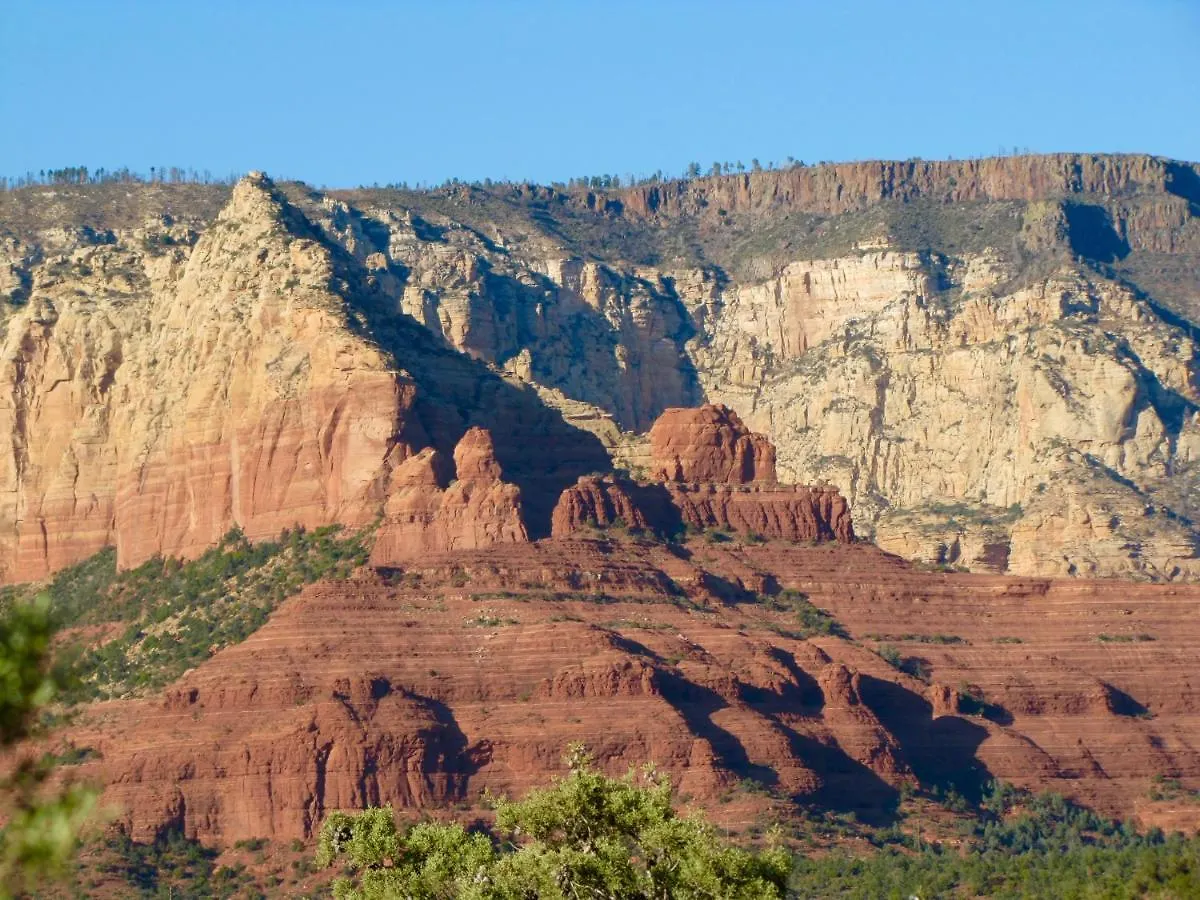 Cathedral Hideaway And Casita Bed & Breakfast *