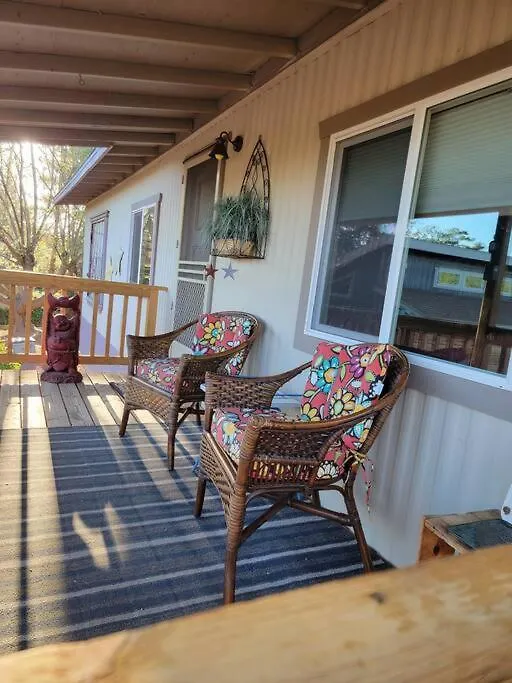 Serene 2 Bedroom! Walk To Trails! Red Rock Mountain Views! セドナ