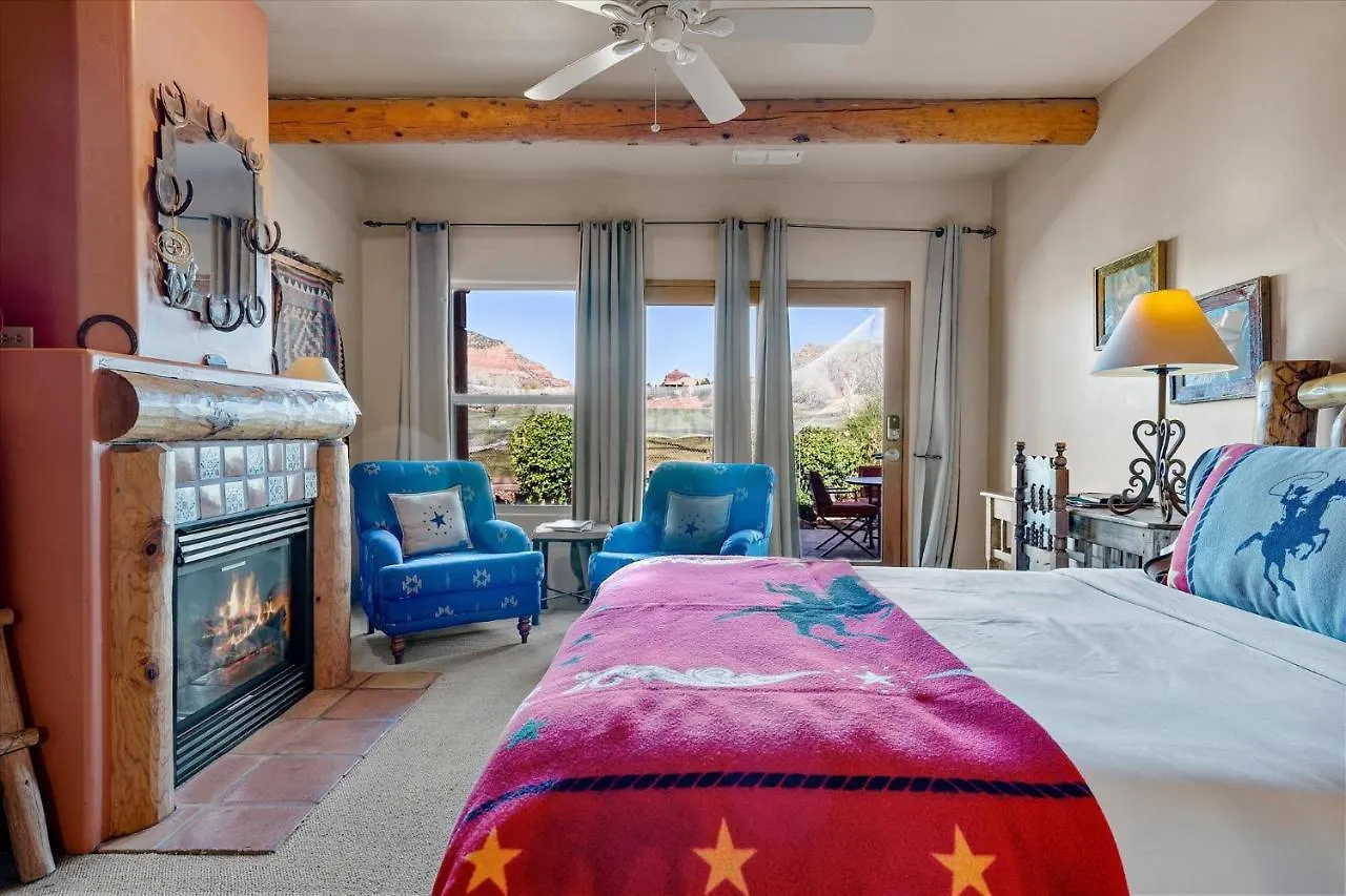 Adobe Hacienda *
