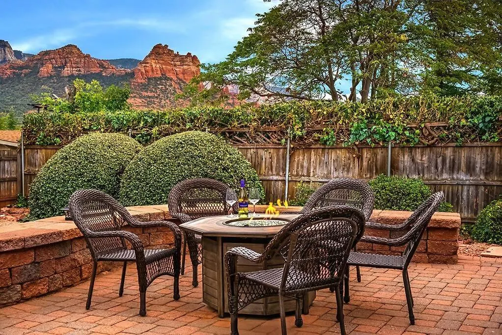 Prime Uptown Location- Mountain View- Kid Friendly - Sleeps 10 *