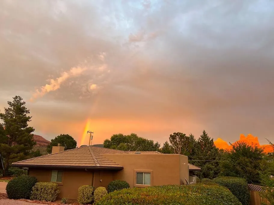 Prime Uptown Location- Mountain View- Kid Friendly - Sleeps 10 *