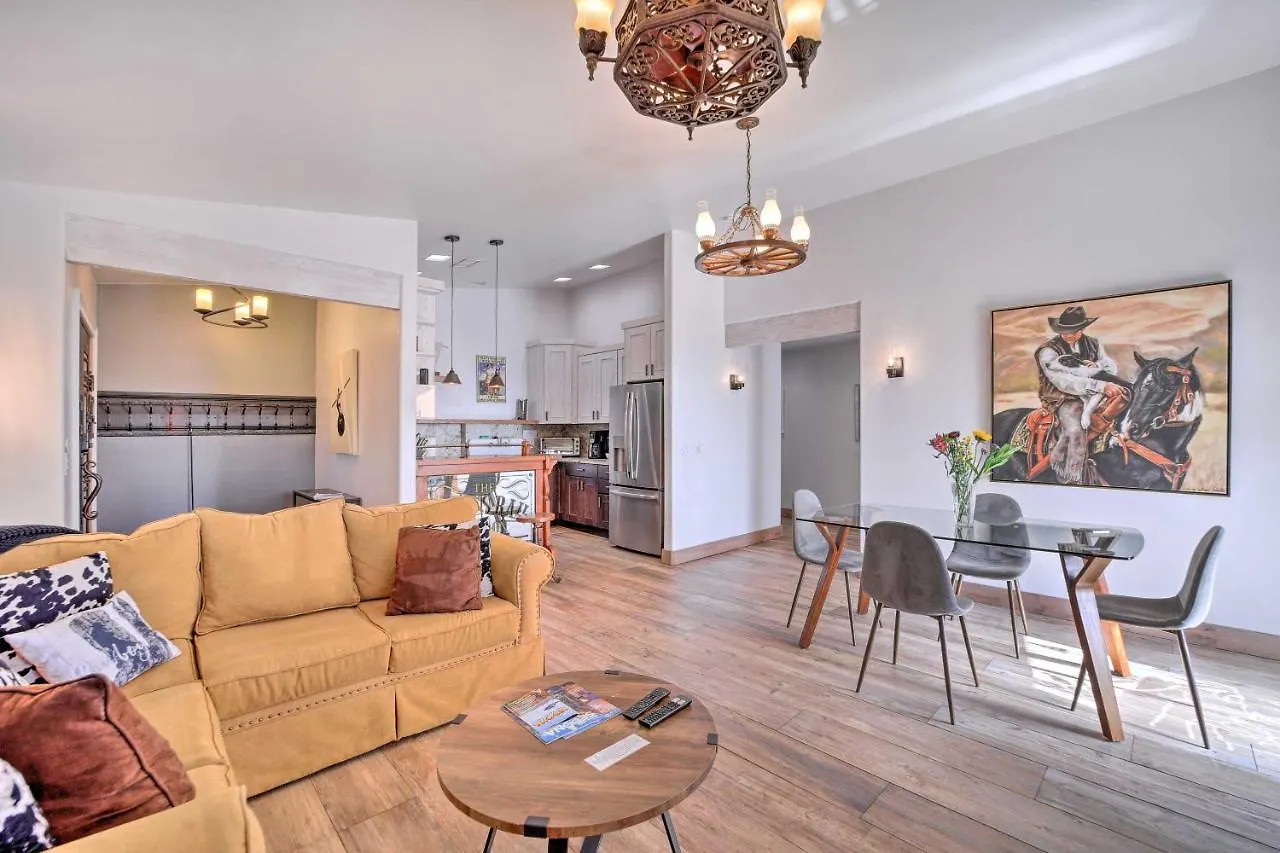 Casa vacanze Pet-friendly With Private Hot Tub