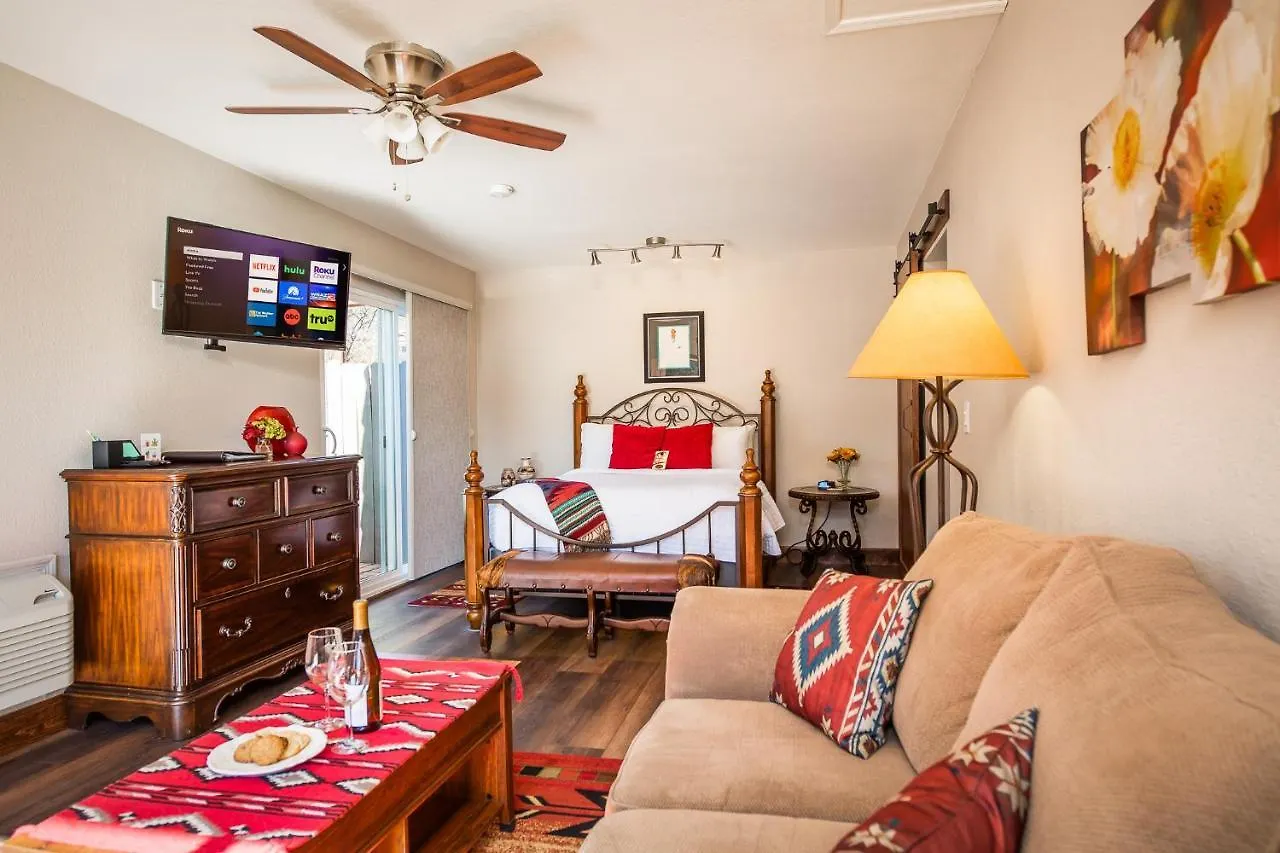 Whispering Creek Bed and Breakfast