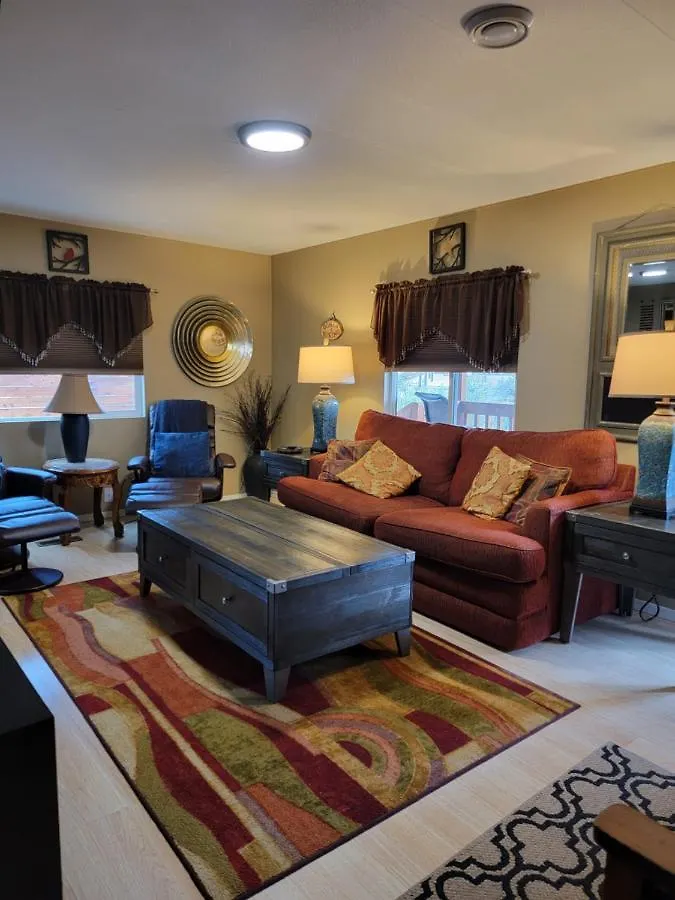 別荘 Serene 2 Bedroom! Walk To Trails! Red Rock Mountain Views! *