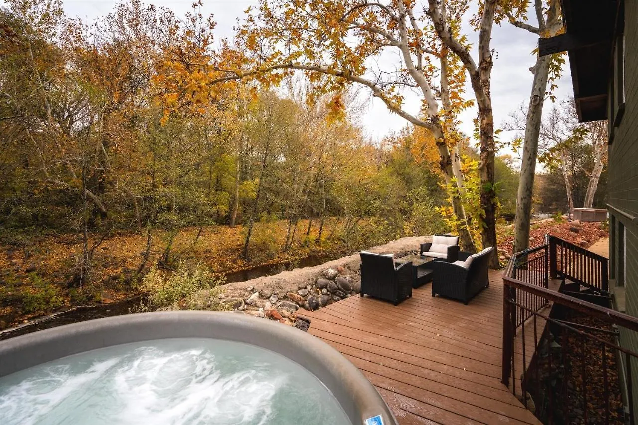 Creekside Retreat 19 公寓 *