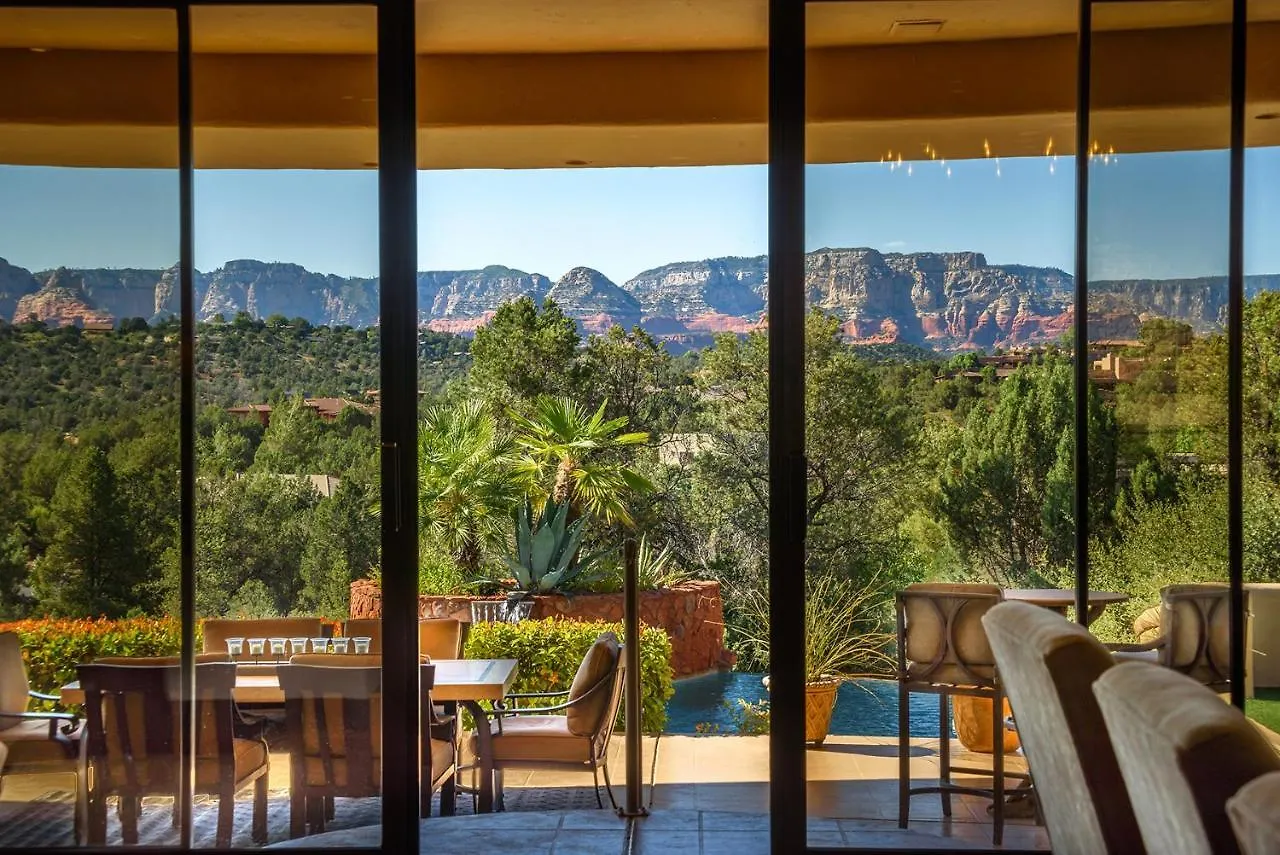 Palatial Paradise With Breathtaking Views Of Red Rock And Stunning Infinity Pool 度假居 *