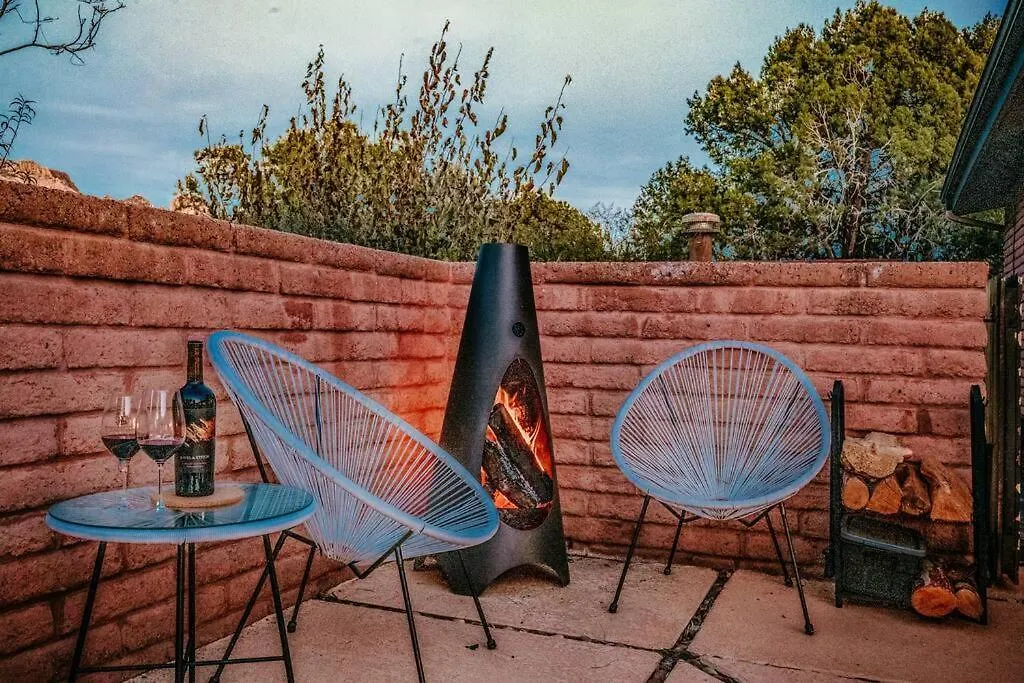 Jacuzzi, Walk To Trails, Stunning Views, Mid-century Modern,pool Дом отдыха *