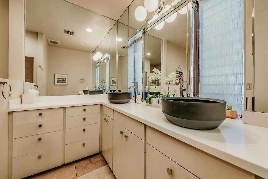 Jacuzzi, Walk To Trails, Stunning Views, Mid-century Modern,pool *