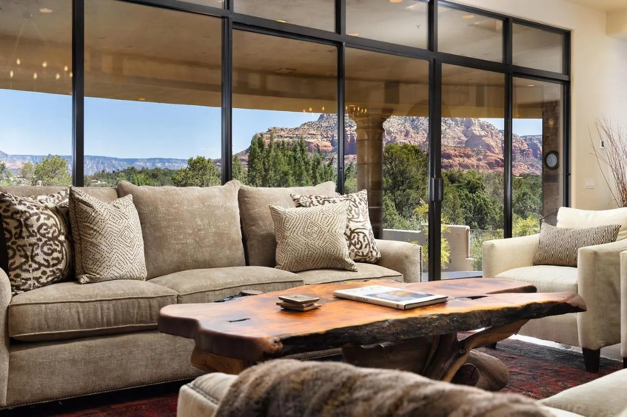 Palatial Paradise With Breathtaking Views Of Red Rock And Stunning Infinity Pool 度假居 *