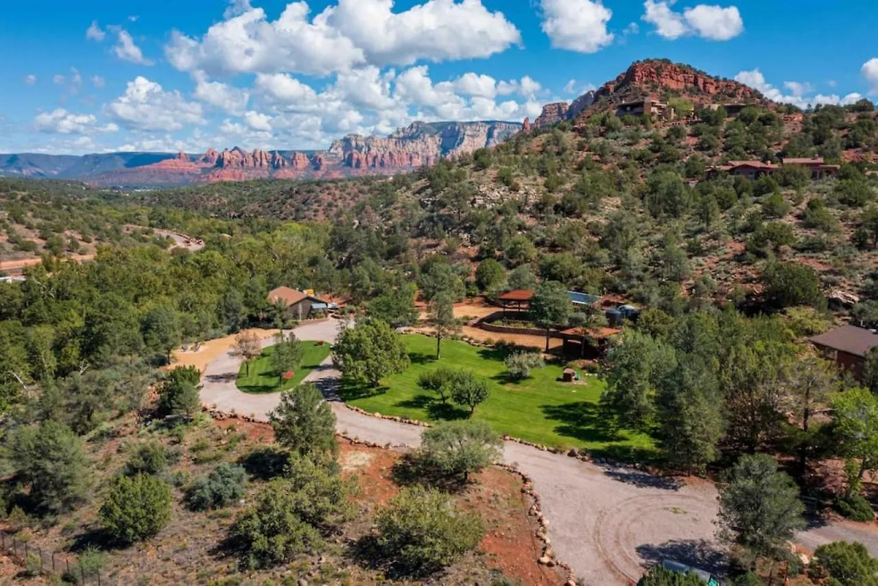 Hike Cathedral Rock And Then Cool Off In Oak Creek!