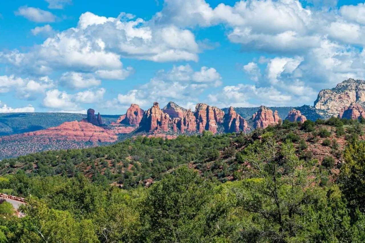 Hike Cathedral Rock And Then Cool Off In Oak Creek!