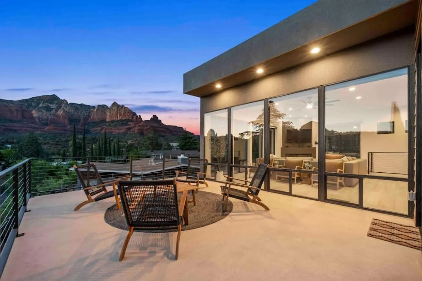 بيت للعطل Ultimate Uptown With Epic Views Heated Pool And Hottub