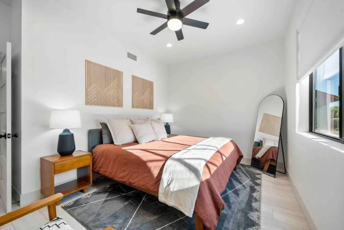 Ultimate Uptown With Epic Views Heated Pool And Hottub