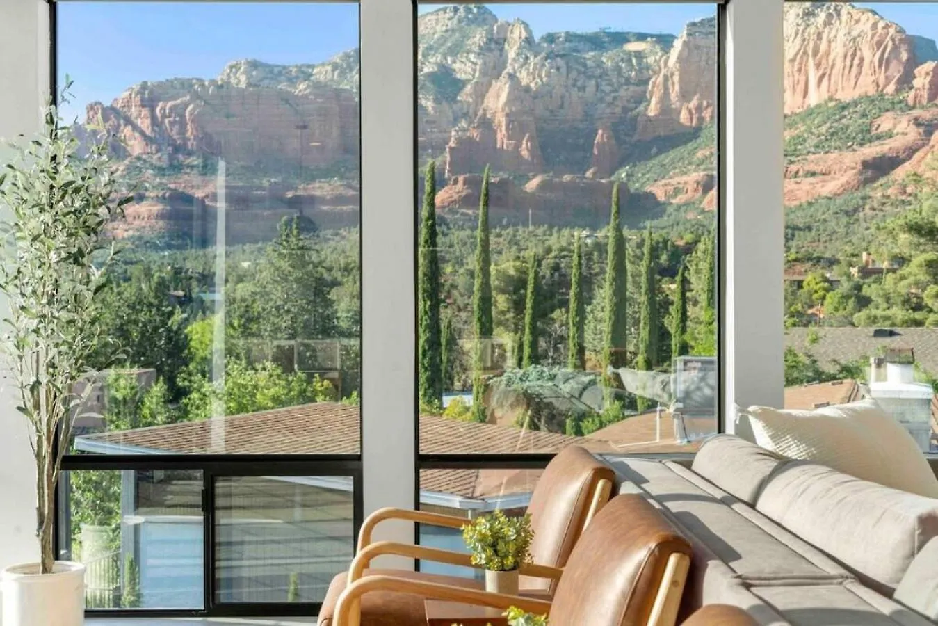 بيت للعطل Ultimate Uptown With Epic Views Heated Pool And Hottub *