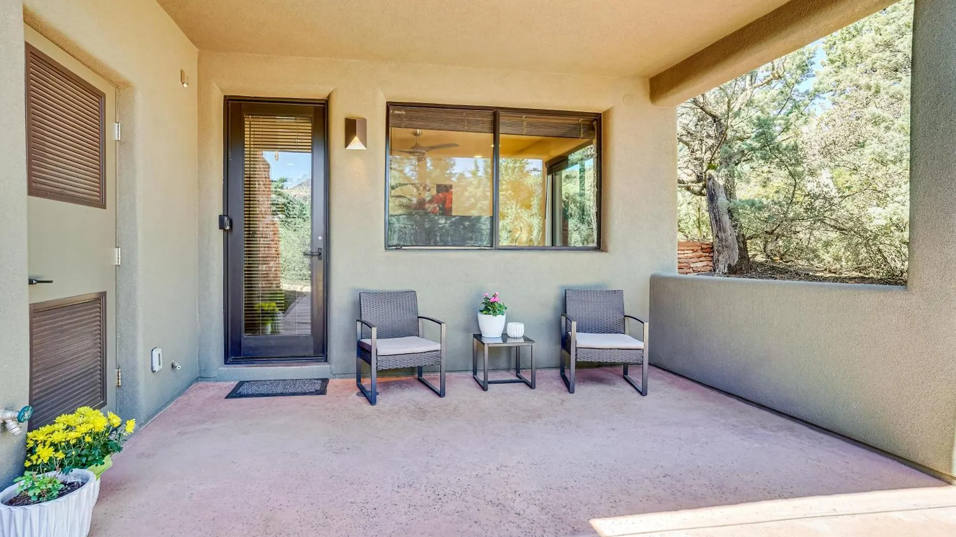 Couples Retreat With Patio Walk To Trails! Appartamento Sedona