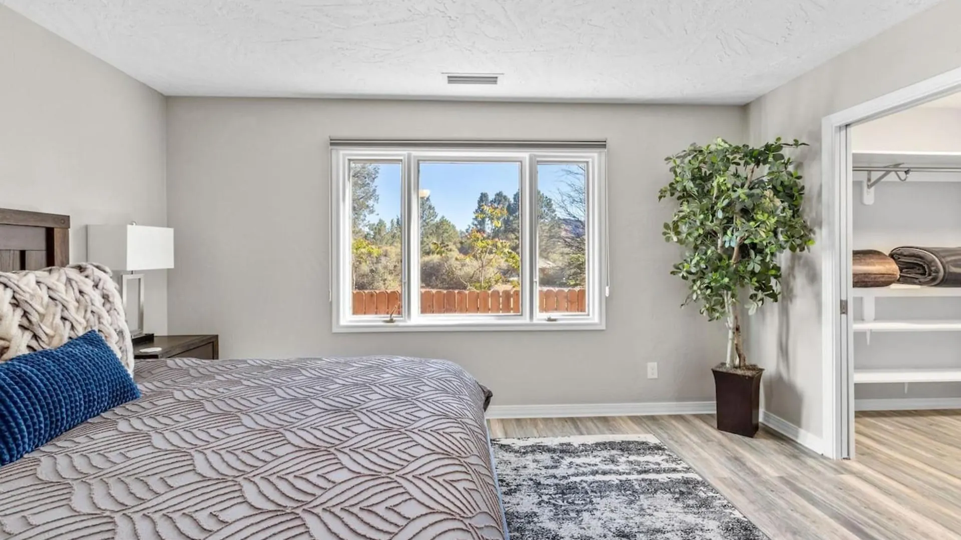 Chapel Cross W/ Pool, & Views!!! * Sedona