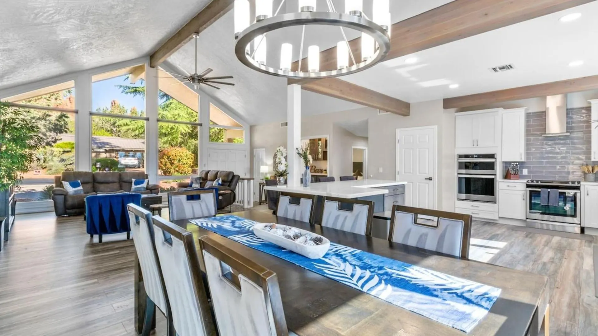 Chapel Cross W/ Pool, & Views!!! *